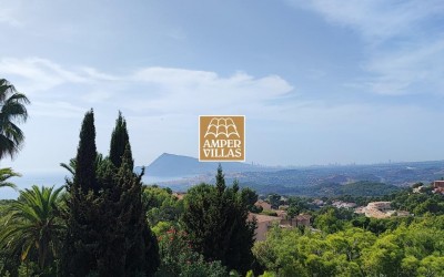 Magnificent villa with beautiful views and privacy in Sierra  Altea Golf.